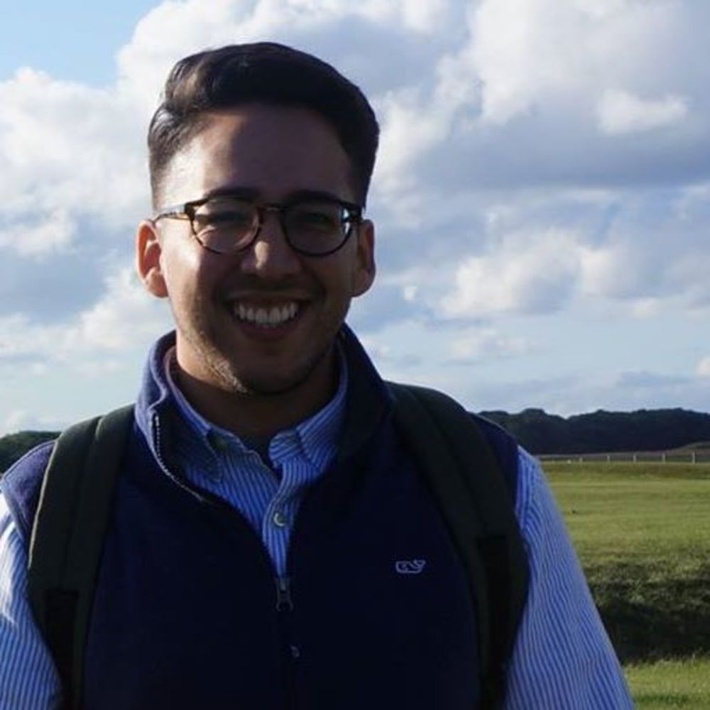 Meet your Posher, Carlos